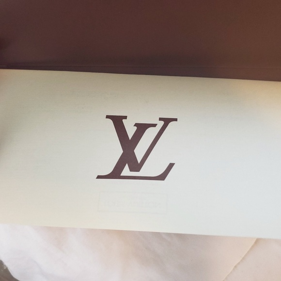 Louis Vuitton OXFORD CALFSKIN BALLERIA FLATS - Picture 7 of 8